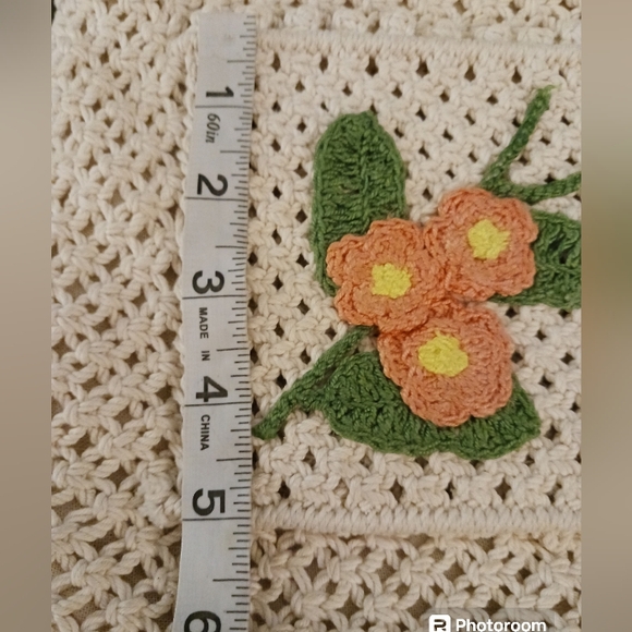 MCI VINTAGE 1970's Macrame purse with flower applique and bamboo handles. Womens - Picture 12 of 12